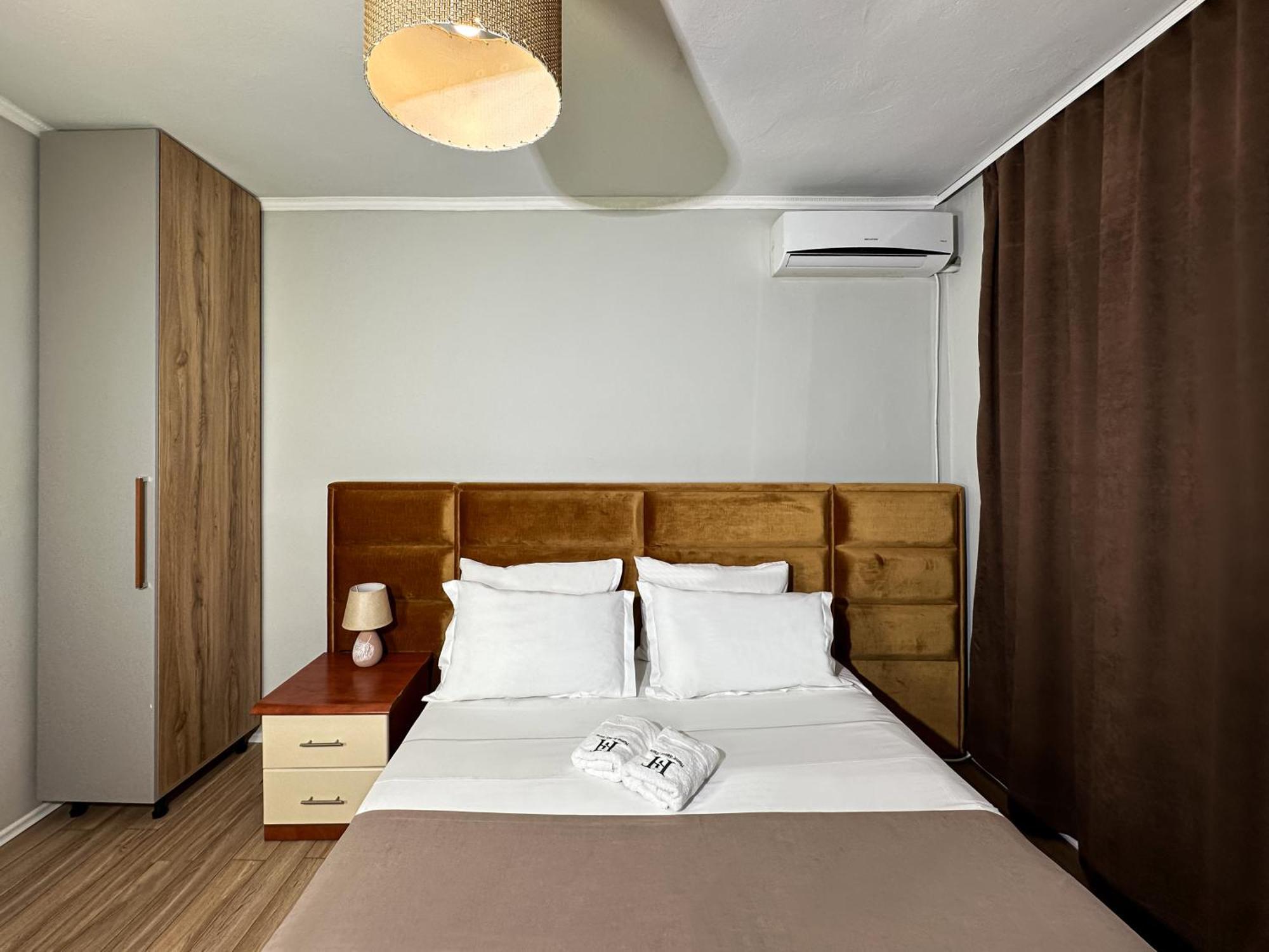 Home Select Тирана Экстерьер фото